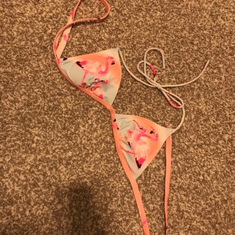 PINK bikini top